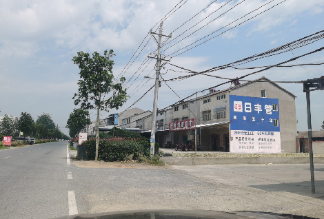 丽江如何能保证墙体广告的醒目性？